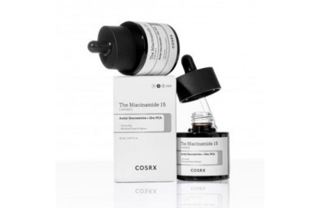 The Niacinamide 15 Serum Cosrx con opiniones favorables por su efectividad