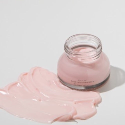 reviving-rose-infusion-cream de Aromatica para skincare coreano noche